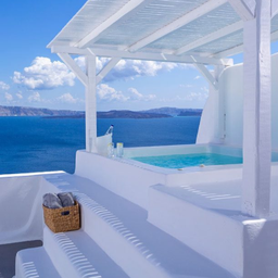 Canaves Oia Suites